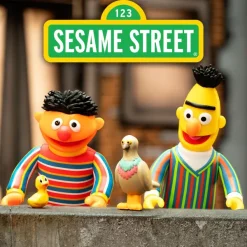 Super7 Sesame Street Reaction Figures Wave 1 - Bert, Ernie, Count Von Count & Yip Yip Martians| Sesame Street